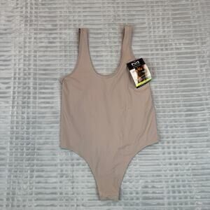 NWT Maidenform Women's Seamless Smoothing Bodysuit Tan Size XL New Gift